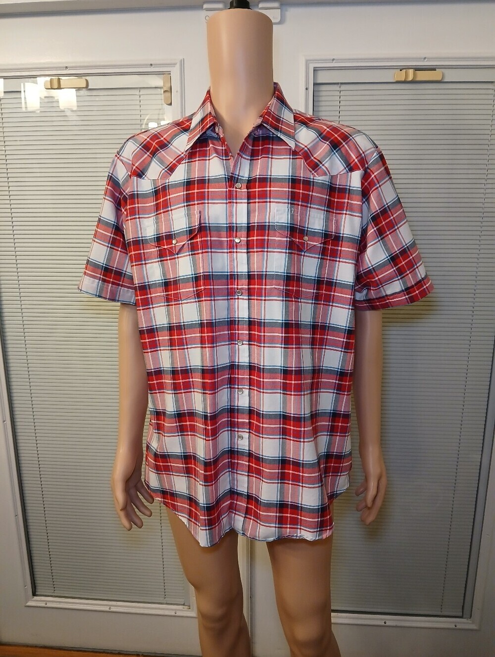 Ely Cattleman Red White Plaid Short-Sleeve Button-Down Shirt